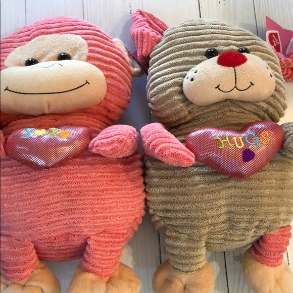 NWT VALENTINES DAY PLUSHIE BUNDLE - Picture 1 of 4